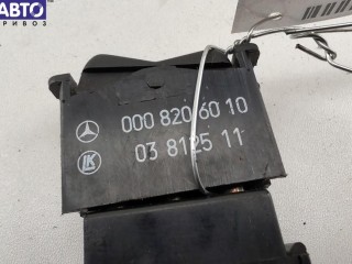 Кнопка обогрева заднего стекла, ориг. номер 0008206010, Mercedes 190 W201