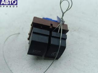 Кнопка открывания лючка топливного бака, ориг. номер 3C0959903, Volkswagen Passat B6 2005-2010