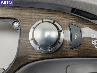 Консоль салона (центральная часть), ориг. номер 7034085, BMW 5 E60/E61 (2003-2010)