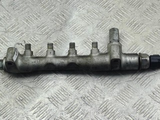 Рампа (рейка) топливная, ориг. номер 55PP0501, Opel Astra H 2006-2014