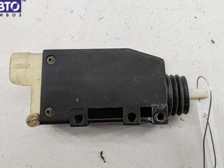 Активатор (привод) замка двери передней правой, ориг. номер 90493702, Opel Omega B 1999-2004