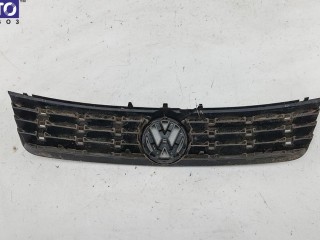 Решетка радиатора, ориг. номер 3B0853653C, Volkswagen Passat B5 1996-2001