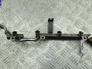 Рампа (рейка) топливная, ориг. номер 03C906051A, 03C133317A, Volkswagen Passat B6 2005-2010