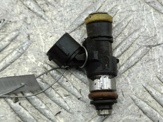 Форсунка топливная, ориг. номер 03C906039, Volkswagen Passat B6 2005-2010