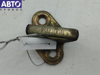 Ответная часть (скоба) замка двери, ориг. номер 701837295B, Volkswagen Transporter 4 1990-2003