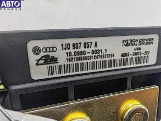 Датчик ускорения, ориг. номер 1J1907637A, Volkswagen Golf 4 1997-2006