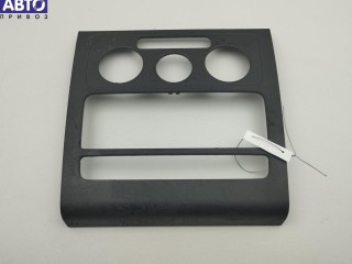 Рамка магнитолы, ориг. номер 1T0858071E, Volkswagen Touran 2003-2006