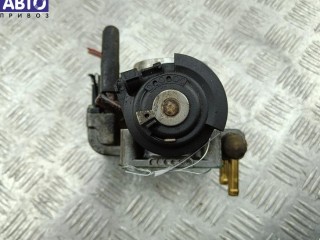 Заслонка дроссельная, ориг. номер 037133064D, Volkswagen Vento 1991-1998