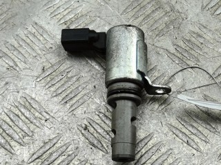 Клапан фазорегулятора, ориг. номер 03C906455A, Volkswagen Passat B6 2005-2010