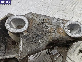 Крепление втулки стабилизатора переднего, ориг. номер 4B0199352B, Volkswagen Passat B5 1996-2001