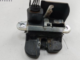 Замок багажника, ориг. номер 1K6827506E, Volkswagen Passat B6 2005-2010
