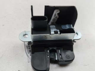 Замок багажника, Volkswagen Passat B6 2005-2010