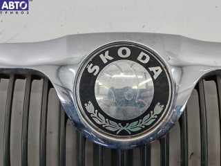 Решетка радиатора, ориг. номер 1Z0853668, Skoda Octavia mk2 (A5) 2004-2009