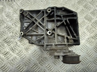 Кронштейн компрессора кондиционера, ориг. номер 038260885C, Audi A4 B6 (2001-2004)