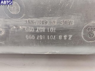 Бардачок, ориг. номер 701857095, Volkswagen Transporter 4 1990-2003