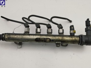Рампа (рейка) топливная, ориг. номер 0445214117, Opel Signum 2005-2008