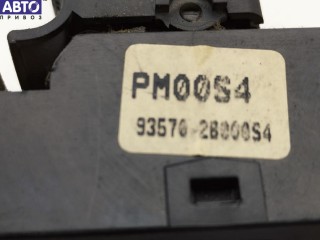 Блок кнопок управления стеклоподъемниками, ориг. номер 93570-2B060S4, Hyundai Santa Fe (2006-2012)