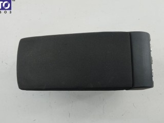 Подлокотник, ориг. номер 3C0863319, Volkswagen Passat B6 2005-2010