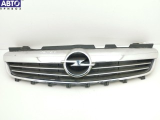 Решетка радиатора Opel Zafira B 2005-2008, 13247327
