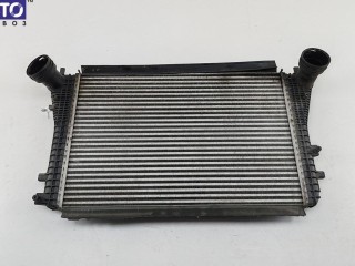Радиатор интеркулера, ориг. номер 3C0145805P, Volkswagen Passat B6 2005-2010