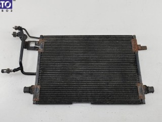 Радиатор охлаждения (конд.), ориг. номер 8D0260401D, Volkswagen Passat B5 1996-2001