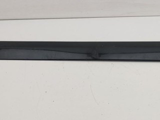 Молдинг двери задней левой Opel Zafira A 2003-2006, минивэн, 09270509