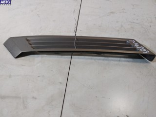 Молдинг наружный кузовной задний левый Mercedes 190 W201, седан, 2016980189