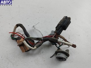 Патрон лампы фонаря, Mitsubishi Lancer (2000-2010)