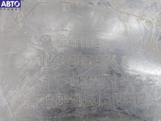 Защита крыла (подкрылок) передняя правая, ориг. номер 1K0805974A, Volkswagen Golf 5 2003-2009