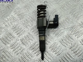 Форсунка топливная, ориг. номер 03G130073D, Volkswagen Passat B6 2005-2010