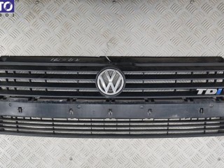 Решетка радиатора, ориг. номер 701853653, Volkswagen Transporter 4 1990-2003