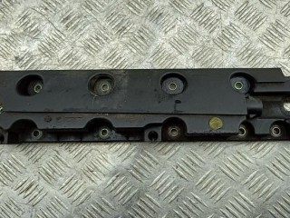 Крышка клапанная ДВС Citroen C8 2002-2008, 2.2 л, бензин, 9637552180