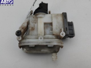 Активатор (привод) замка двери передней левой, ориг. номер 3A0862153B, Volkswagen Passat B4 1993-1997