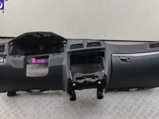 Панель приборная (торпедо) Volvo V70 (2000-2007), универсал, левый руль