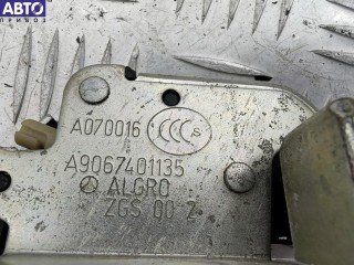 Замок двери задней левой, ориг. номер 9067401135, Mercedes Sprinter (c 2006) 2014-2018