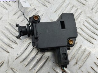 Активатор (привод) замка багажника Volkswagen Touareg 2002-2007, внедорожник 5 дв., 3B5827061B