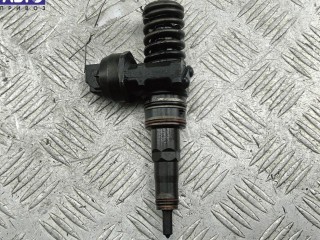Форсунка топливная, ориг. номер 038130073AR, Volkswagen Passat B5 2000-2005