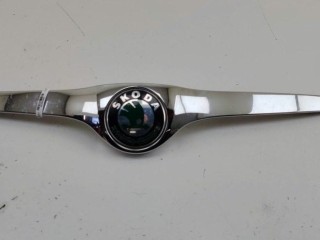 Решетка радиатора, ориг. номер 5J0853633, Skoda Fabia mk2 (5J) 2007-2010