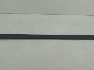 Молдинг двери передней правой, ориг. номер 2K0853516C, Volkswagen Caddy (2004-2010)