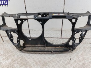 Рамка передняя (панель кузовная, телевизор) Audi A4 B5 (1994-2001), седан, 8D0805594