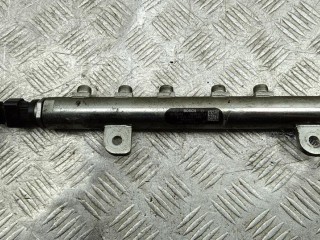 Рампа (рейка) топливная, ориг. номер 0445214095, 55209572, Opel Vectra C 2005-2008