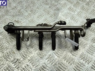 Форсунка топливная (комплект), ориг. номер 06B133551Q, Volkswagen Passat B5 2000-2005