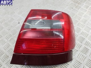 Фонарь задний правый Audi A4 B5 (1994-2001), 8D0945096D