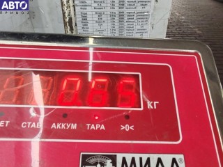 Накладка декоративная на двигатель, ориг. номер 03C103925, Volkswagen Touran 2006-2010