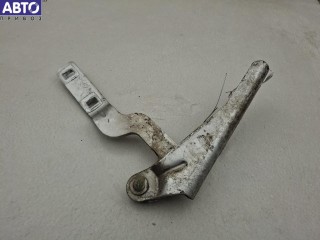 Петля капота правая Audi A8 D2 (1994-2002), седан, 4D0823302C