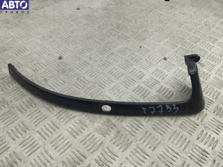 Ус под фару правый, ориг. номер 90460438, Opel Omega B 1994-1999