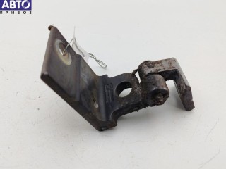 Петля двери передней левой Audi A4 B5 (1994-2001), универсал, 8D0831401