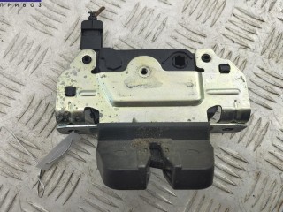 Замок багажника Opel Astra H 2004-2007, хетчбэк 5 дв., 13117285