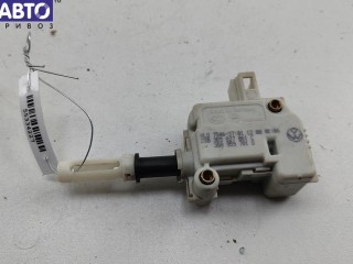 Активатор (привод) замка багажника Volkswagen Passat B5 1996-2001, универсал, 3B0959781D