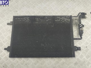 Радиатор охлаждения (конд.), ориг. номер 3B0260401, Volkswagen Passat B5 2000-2005